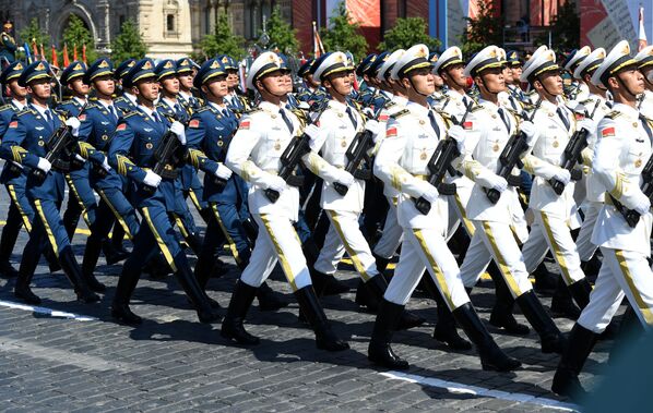 Парадный расчет армии КНР во время военного парада Победы в Москве - Sputnik Беларусь