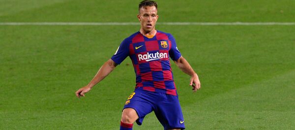 Бразильский футболист Артур - Sputnik Беларусь