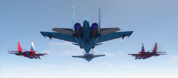 Как прошел воздушный парад в небе над Москвой - видео - Sputnik Беларусь