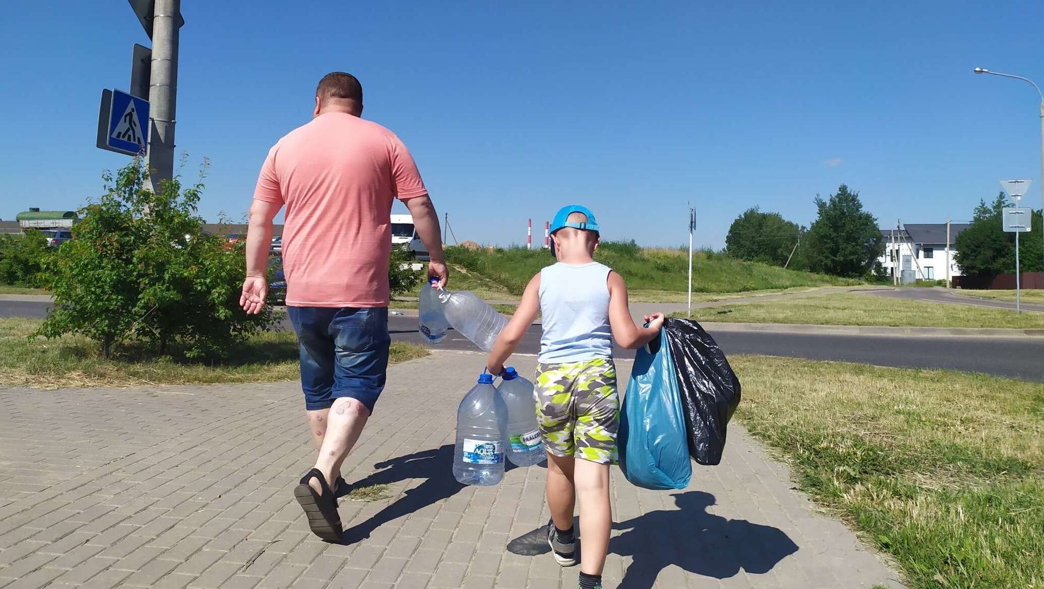 Вонючая вода: минчане пострадавших районов в шоке от молчания водоканала -  25.06.2020, Sputnik Беларусь