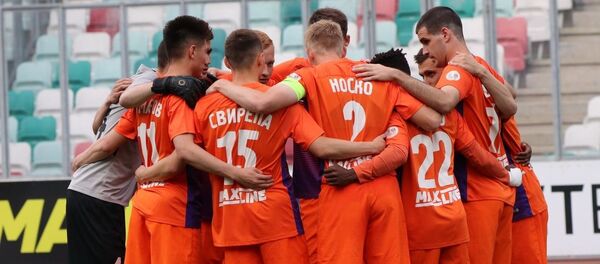 Футболисты минского Энергетика-БГУ - Sputnik Беларусь