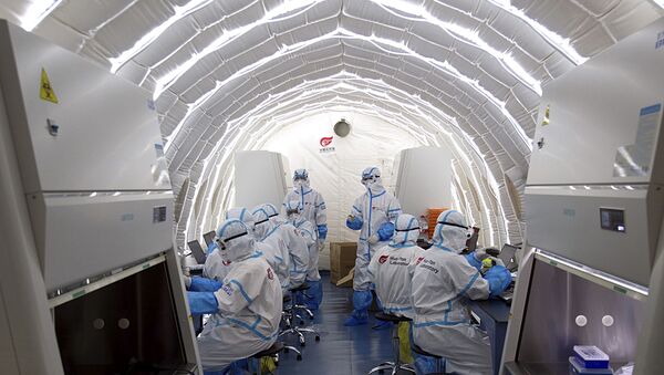 Медицинская лаборатория в Китае - Sputnik Беларусь