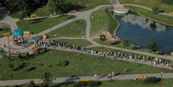 Минчане требуют перевести весь город на артезианские источники воды - Sputnik Беларусь