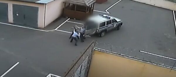 Сельчанин устроил драку с милиционерами в Березино - Sputnik Беларусь