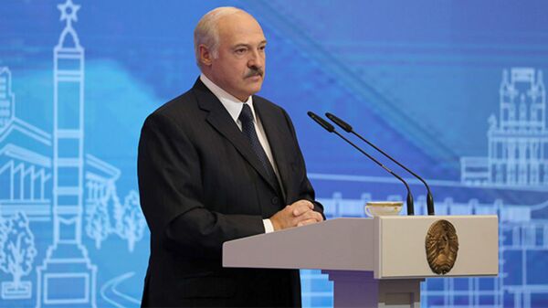 Александр Лукашенко провел встречу с активом города Минска - Sputnik Беларусь